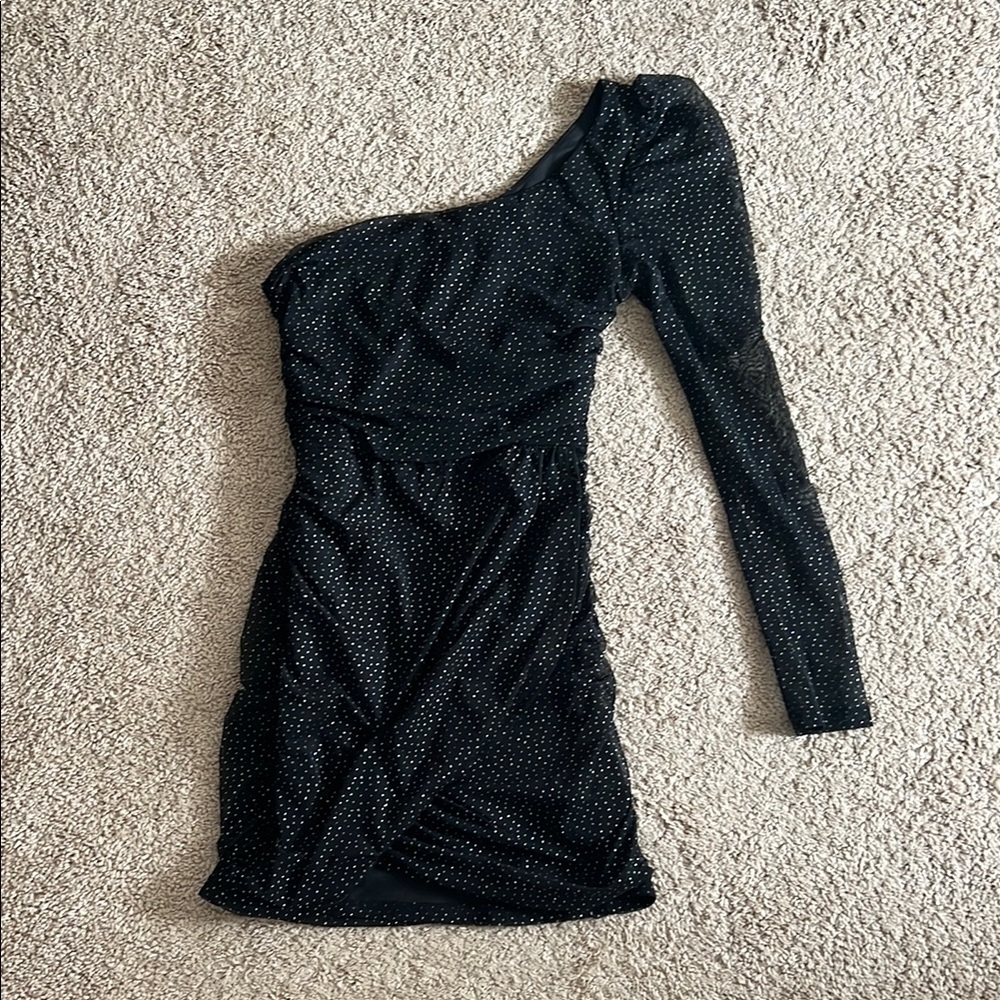 Lucy in the sky Black One-Shoulder Dress